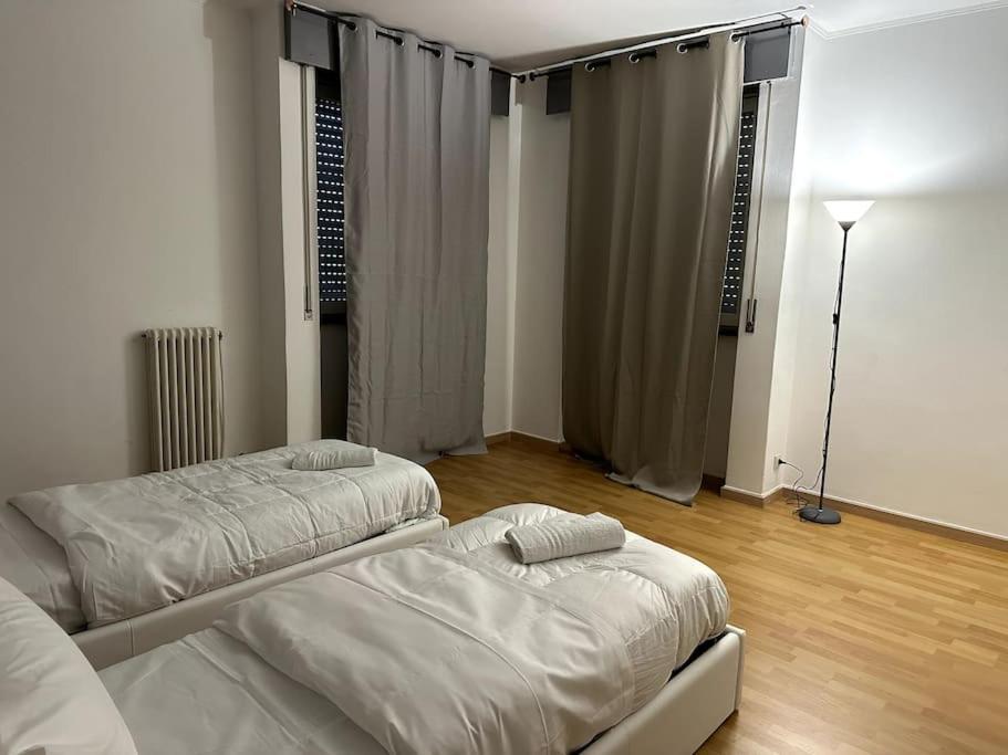 Leone D'Oro - Full Apartment Mestre Esterno foto